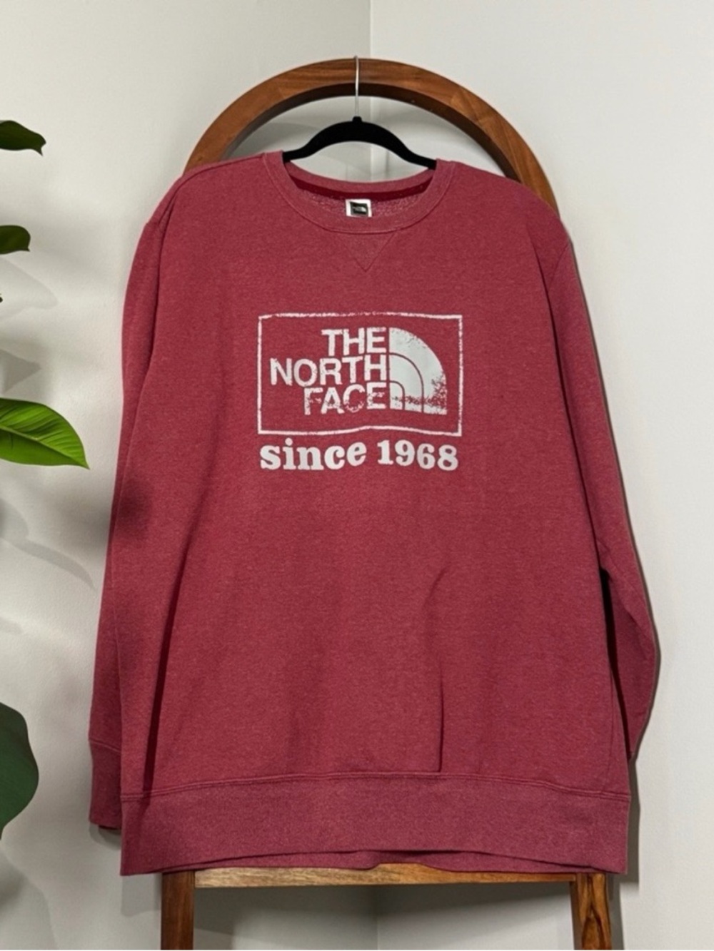 The North Face Men's XL Heathered Red Long Sleeve Pull Over Sweatshirt